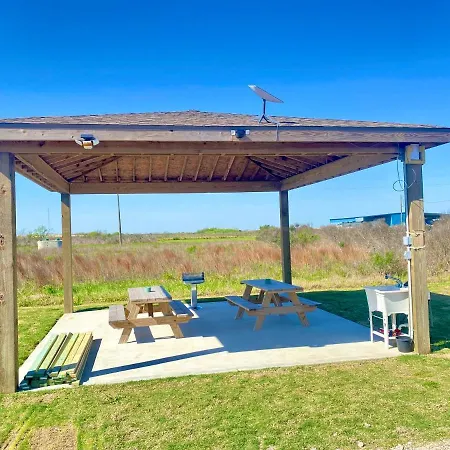 Beachy Glamping Experience In Crystal Beach